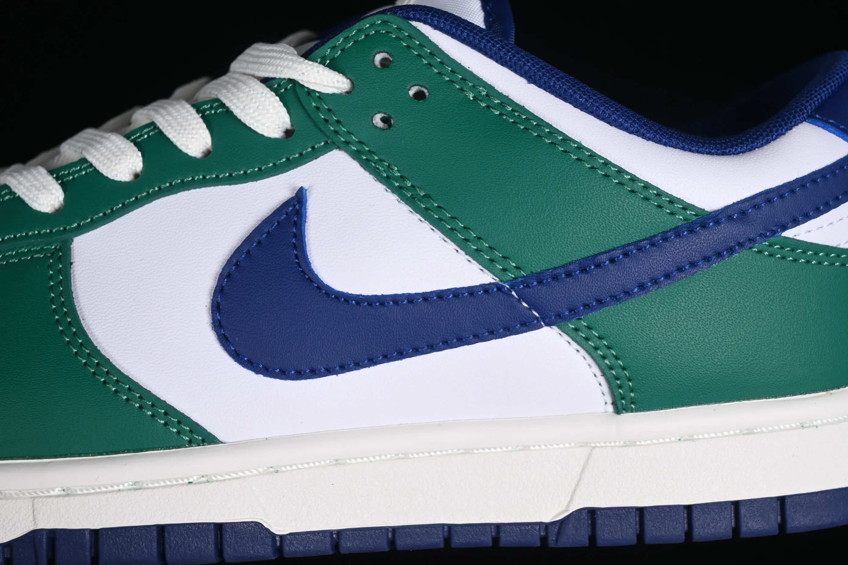 All categories Nk SB Dunk Series Nk SB Dunk Low low-top sneakers Nk SB Dunk Low SB dunk series low-top casual sports skateboard shoes FQ6849-141